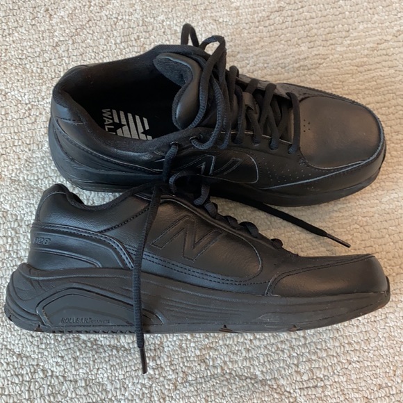 new balance rollbar graphite